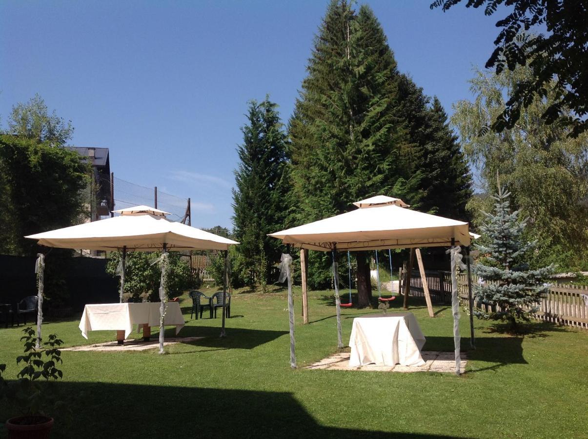 Hotel Valle Verde - Rent Ski & Bike タルヴィージオ エクステリア 写真